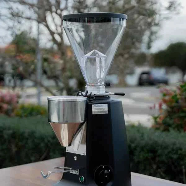 Mazzer Super Jolly Electric In Black On Demand