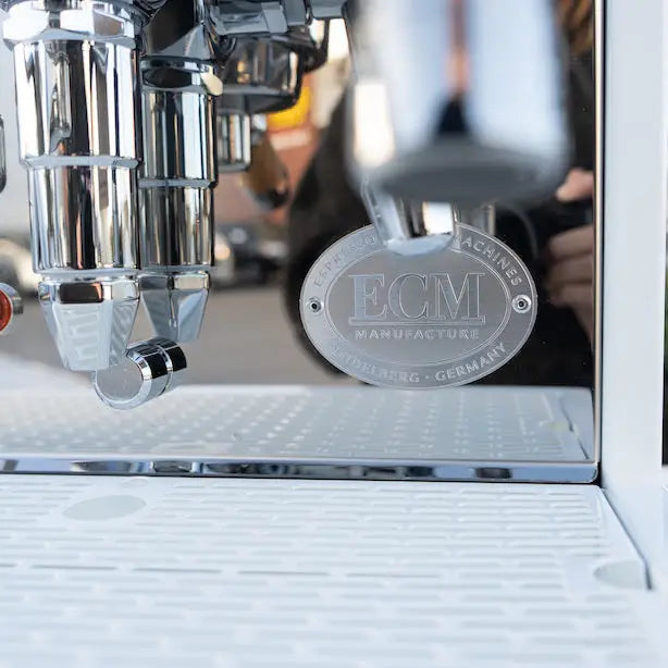 CUSTOM GLOSS WHITE ECM SYNCHRONIKA WITH MAZZER MINI IN WHIITE & WOODEN ECM HANDLES + PRECISION ACCESSORIES