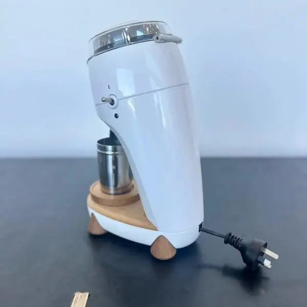 Display Demo Niche Single Dose Coffee Grinder