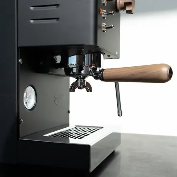 Quick Mill Pippa & Bellezza Piccola Package In Dark Wood & Black