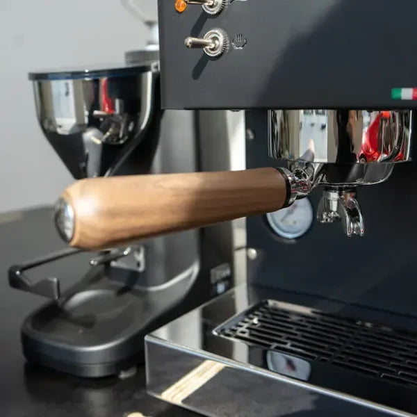 Quick Mill Pippa & Bellezza Piccola Package In Dark Wood & Black