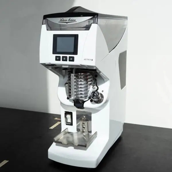 Stunning EX Demo Victoria Arduino Mythos 2 In White Grinder