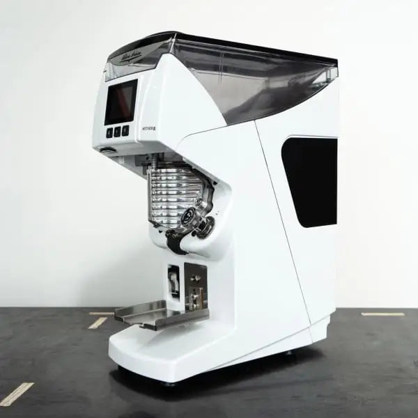 Stunning EX Demo Victoria Arduino Mythos 2 In White Grinder